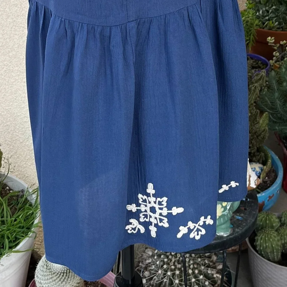 Xhilaration Blue Embroidered Romper Women Size Medium - Picture 13 of 13